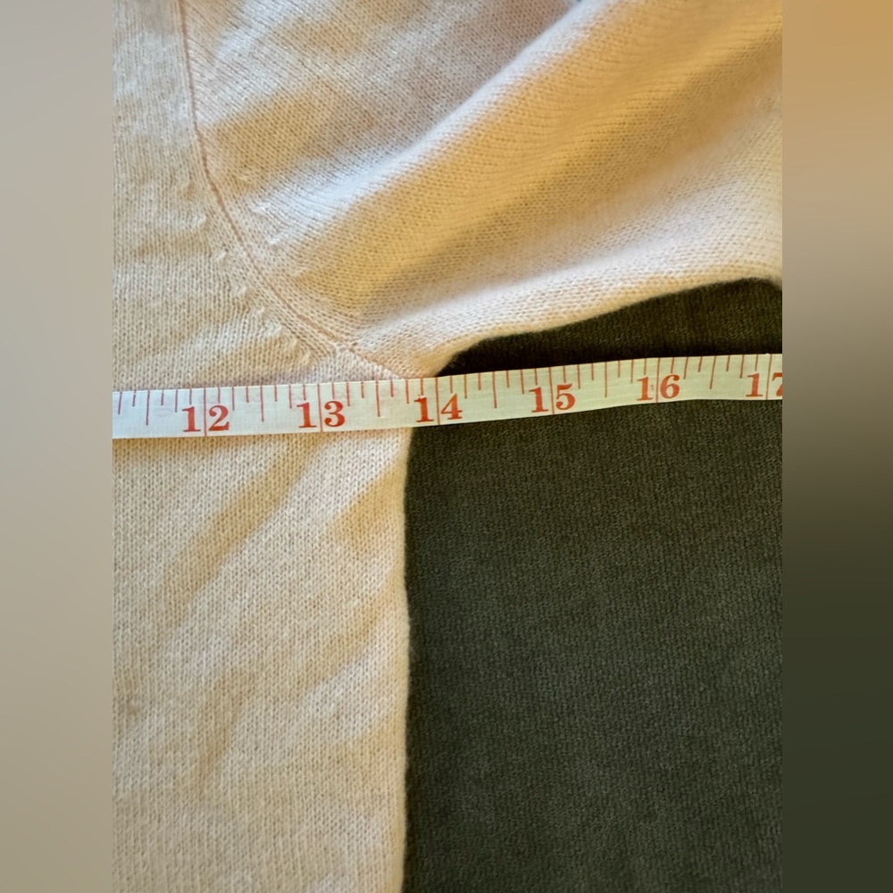 NWOT J. Crew Kids' 100% cashmere crewneck sweater XS (4/5) - Picture 3 of 5